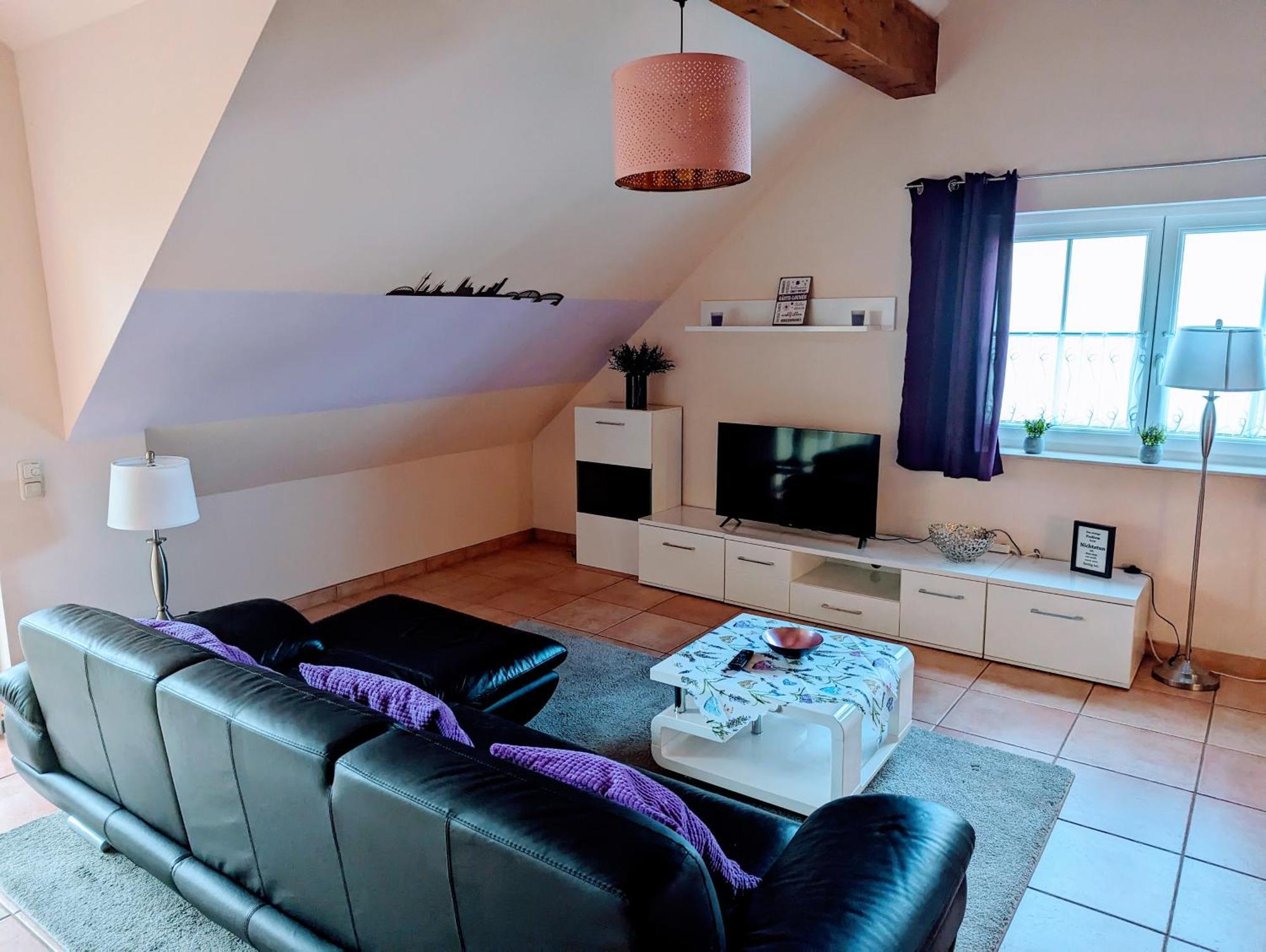 Grosse Schoenheit Mit Panoramablick *
